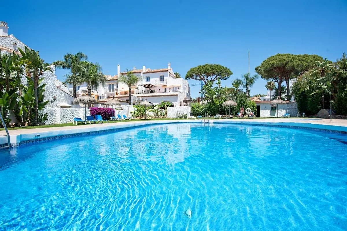 Sun Terrace Apartment Estepona