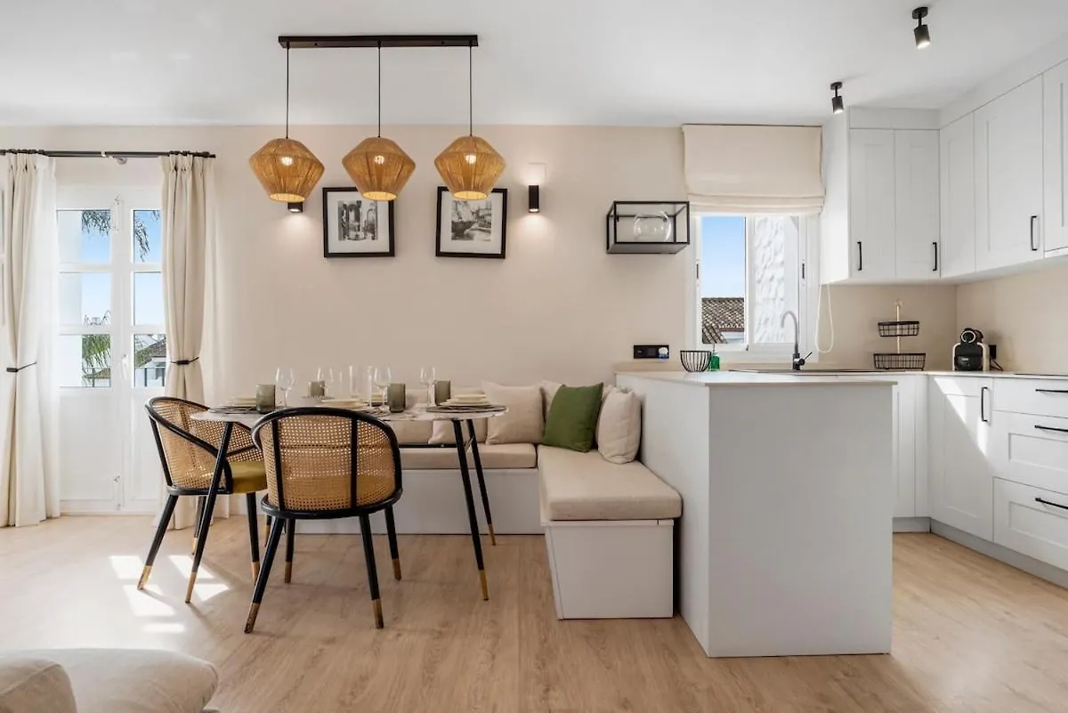Sun Terrace Apartment Estepona